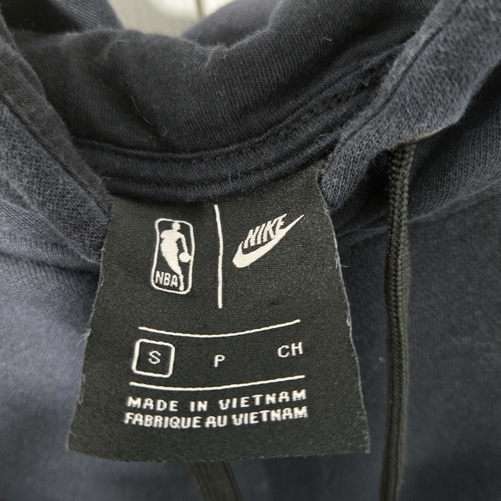 Nike Toronto Men's Hoodie - Picture 5 of 5